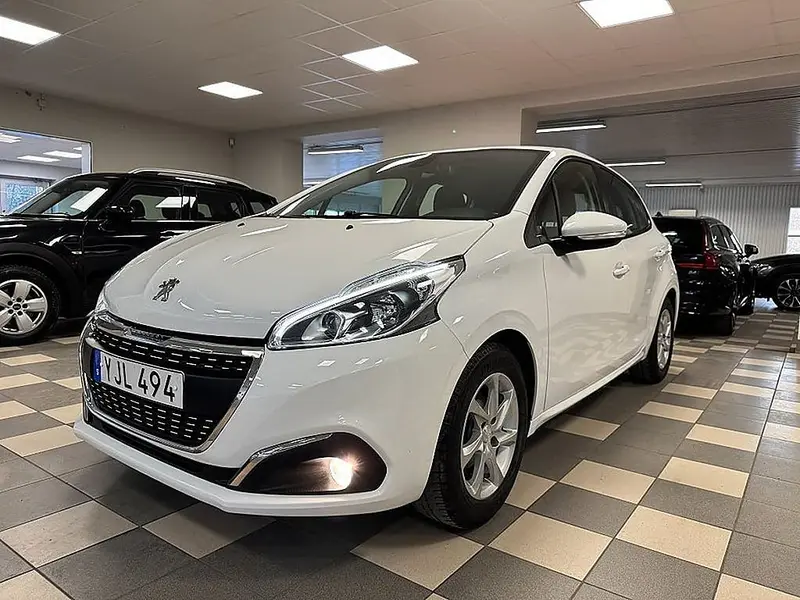 Peugeot 208 2016