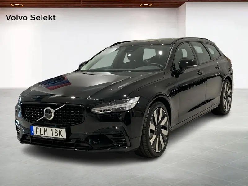 Volvo V90 2024
