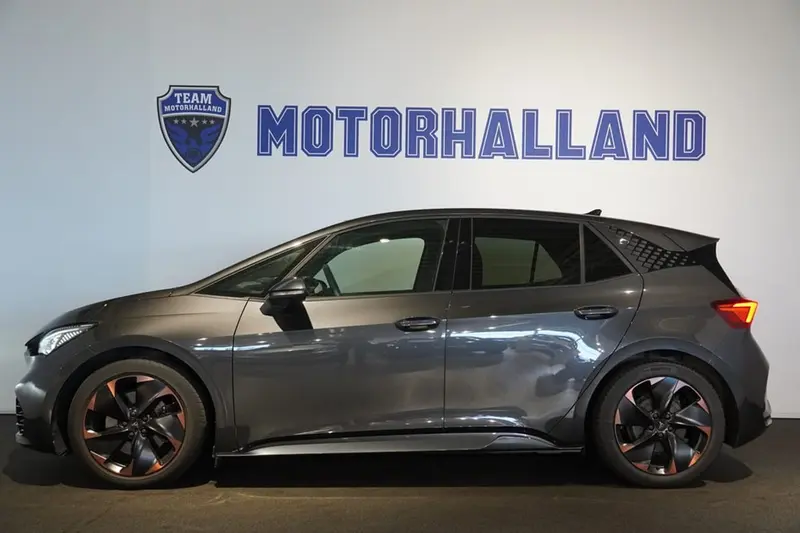 CUPRA Born 2023