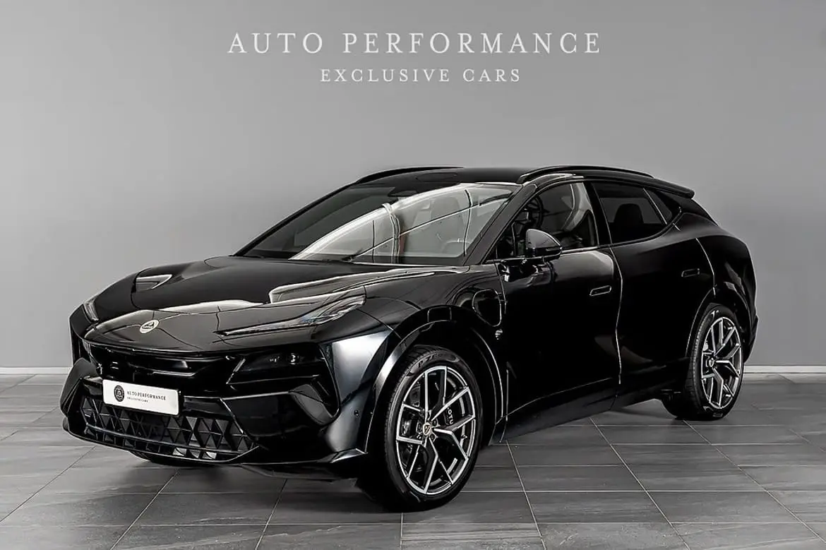 Lotus Eletre 2023