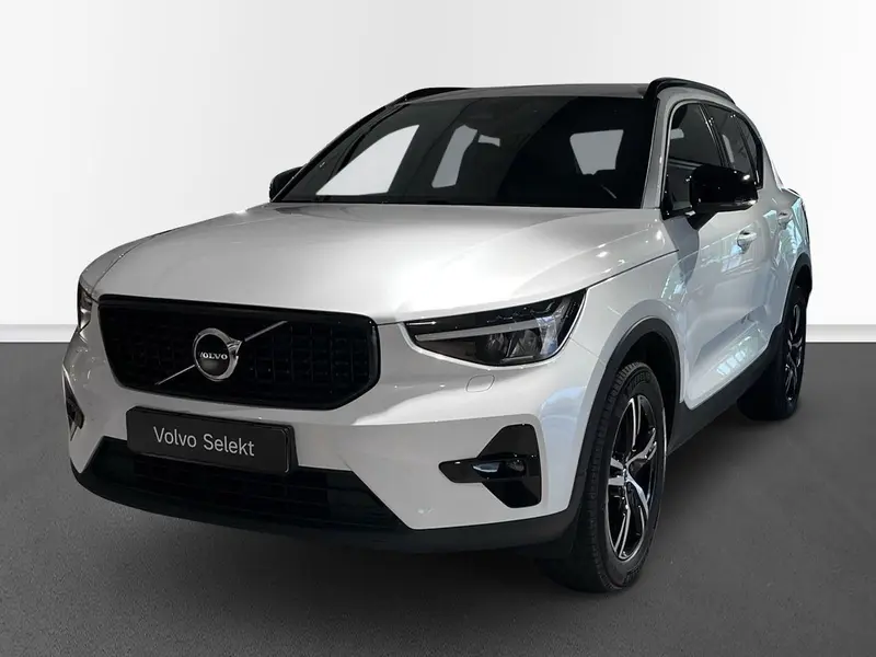 Volvo XC40 2026