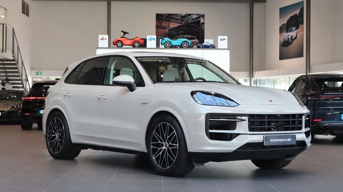 Porsche Cayenne 2024