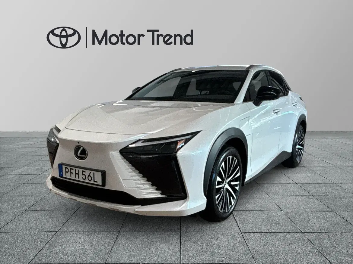 Lexus RZ 2025