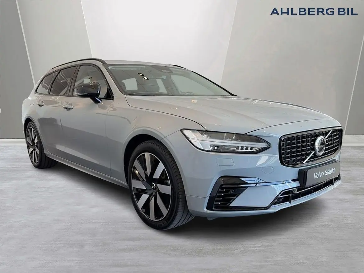 Volvo V90 2026