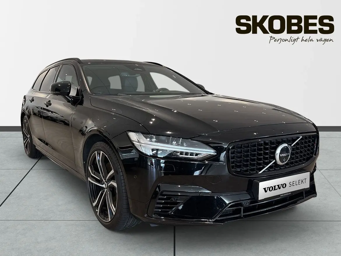 Volvo V90 2022