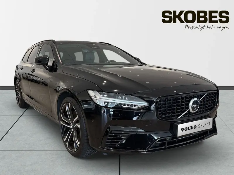 Volvo V90 2022