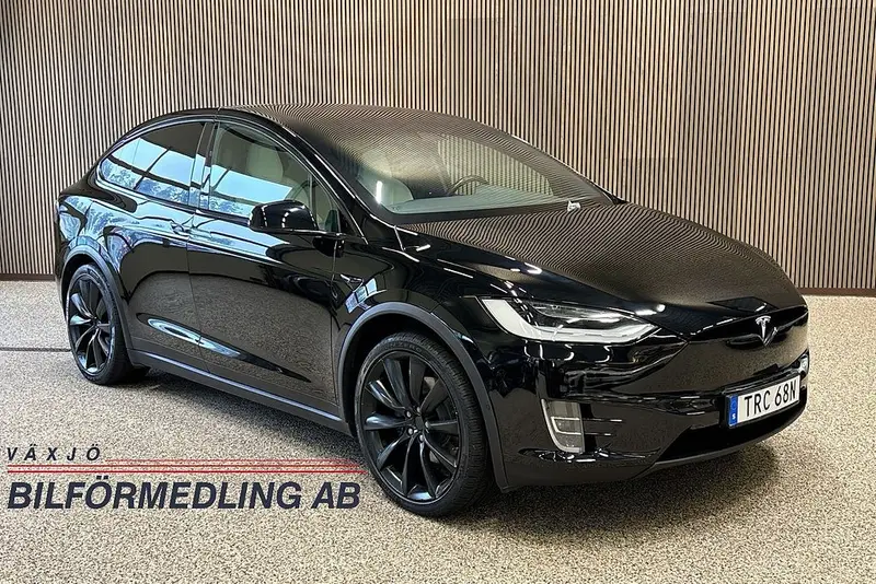Tesla Model X 2020
