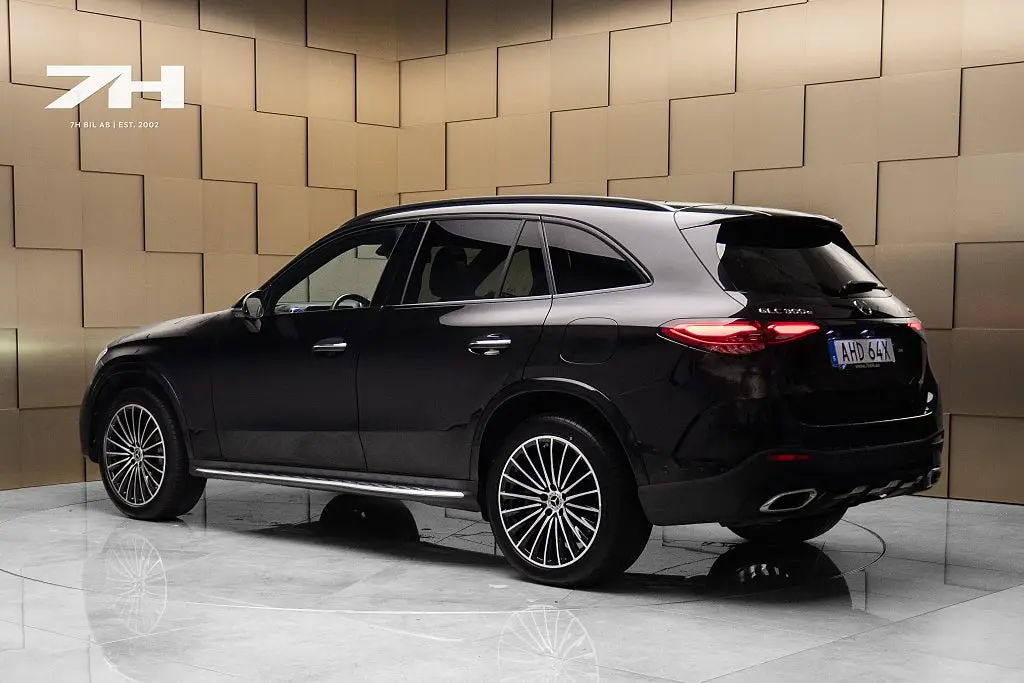 Mercedes-Benz GLC 2023