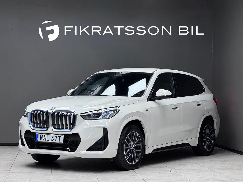 BMW iX1 2023