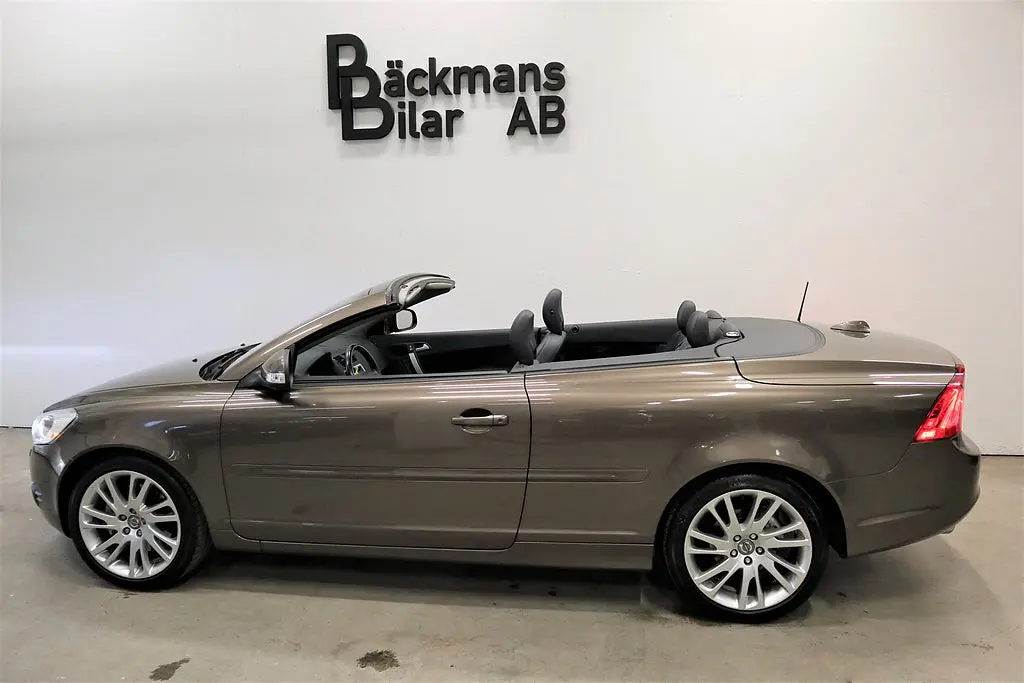 Volvo C70 2011
