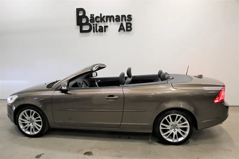 Volvo C70 2011