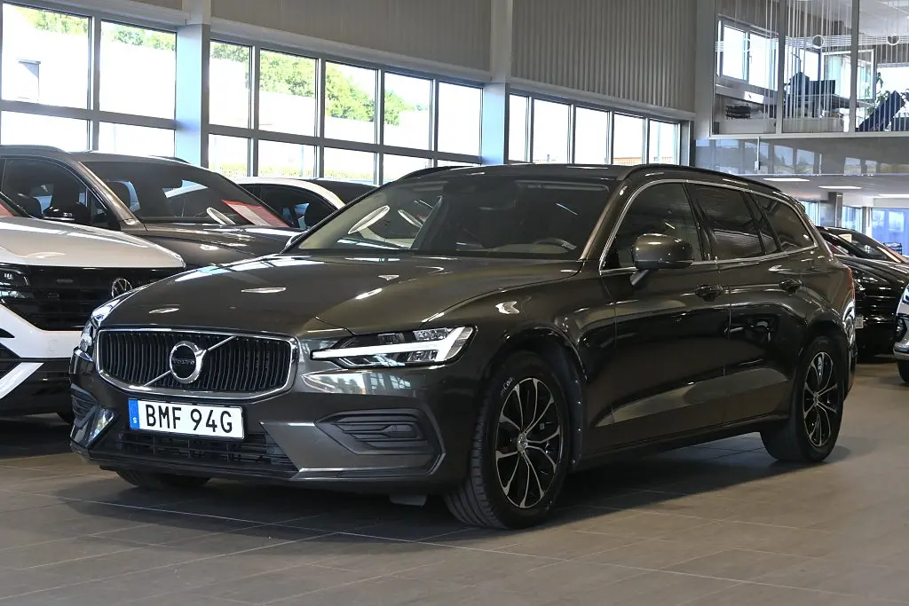 Volvo V60 2022
