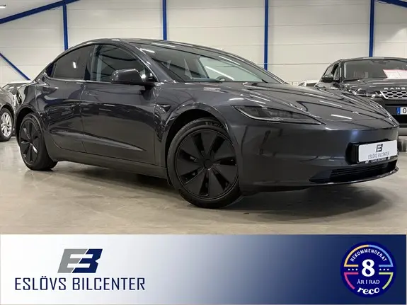 Tesla Model 3 2024