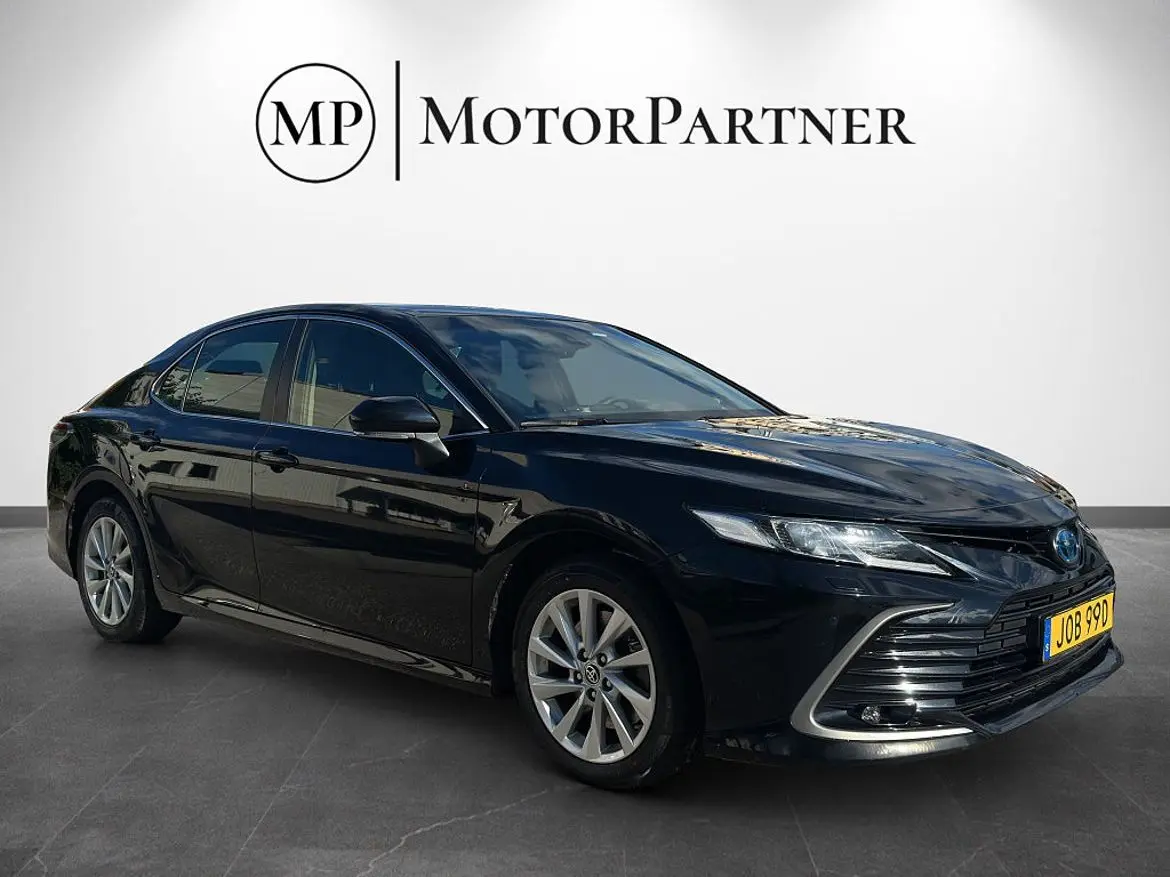 Toyota Camry 2024