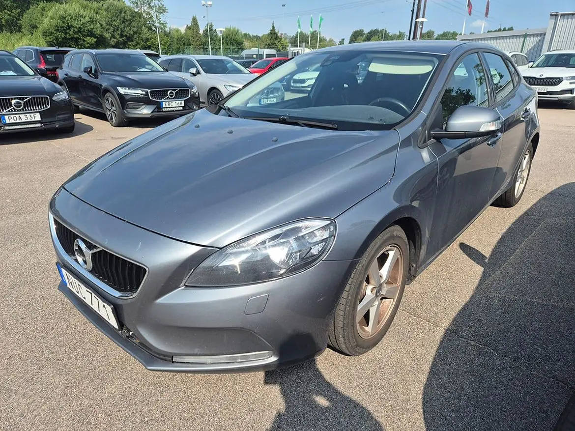 Volvo V40 2016