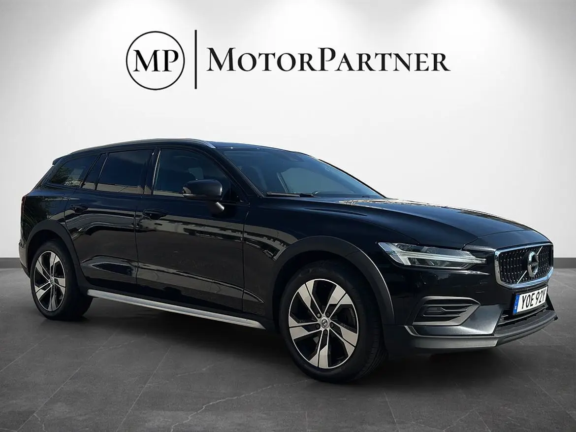Volvo V60 2022