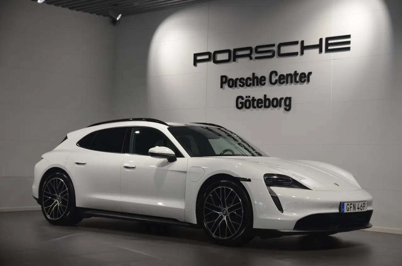 Porsche Taycan 2022