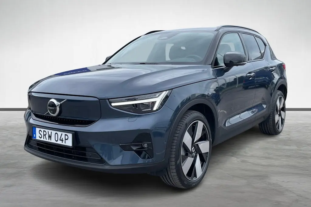 Volvo EX40 2026