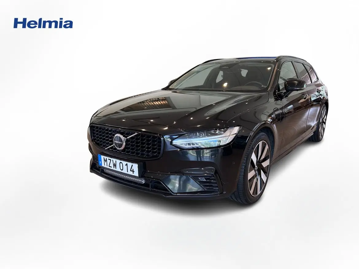 Volvo V90 2024