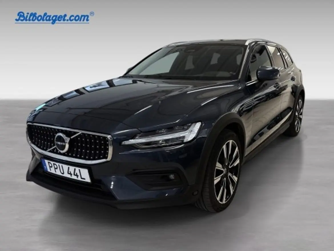 Volvo V60 2023