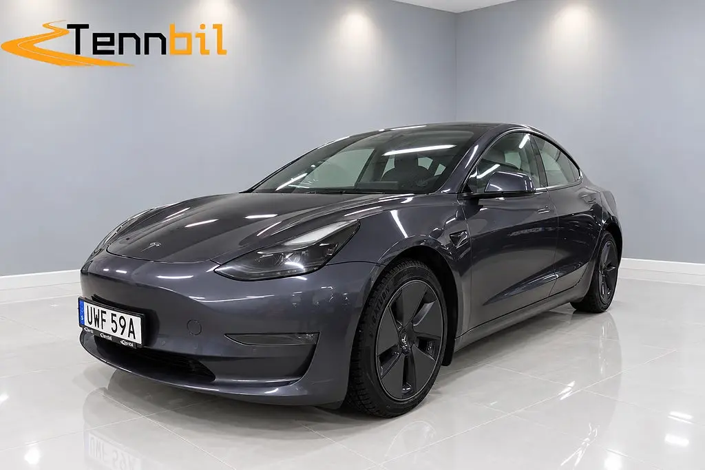 Tesla Model 3 2021