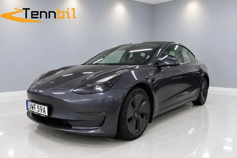 Tesla Model 3 2021