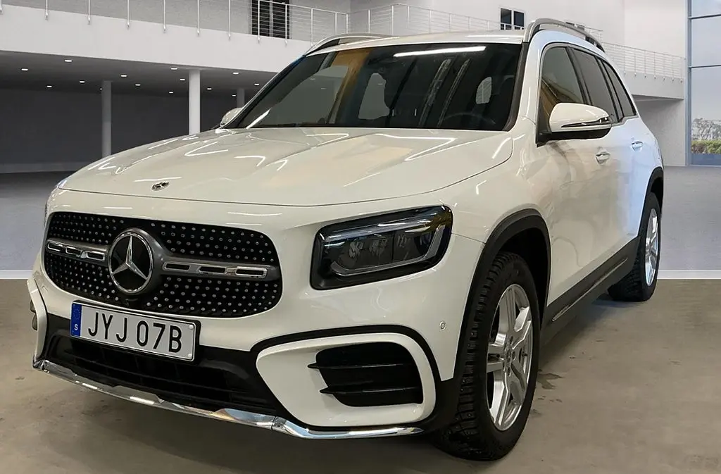 Mercedes-Benz GLB 2025