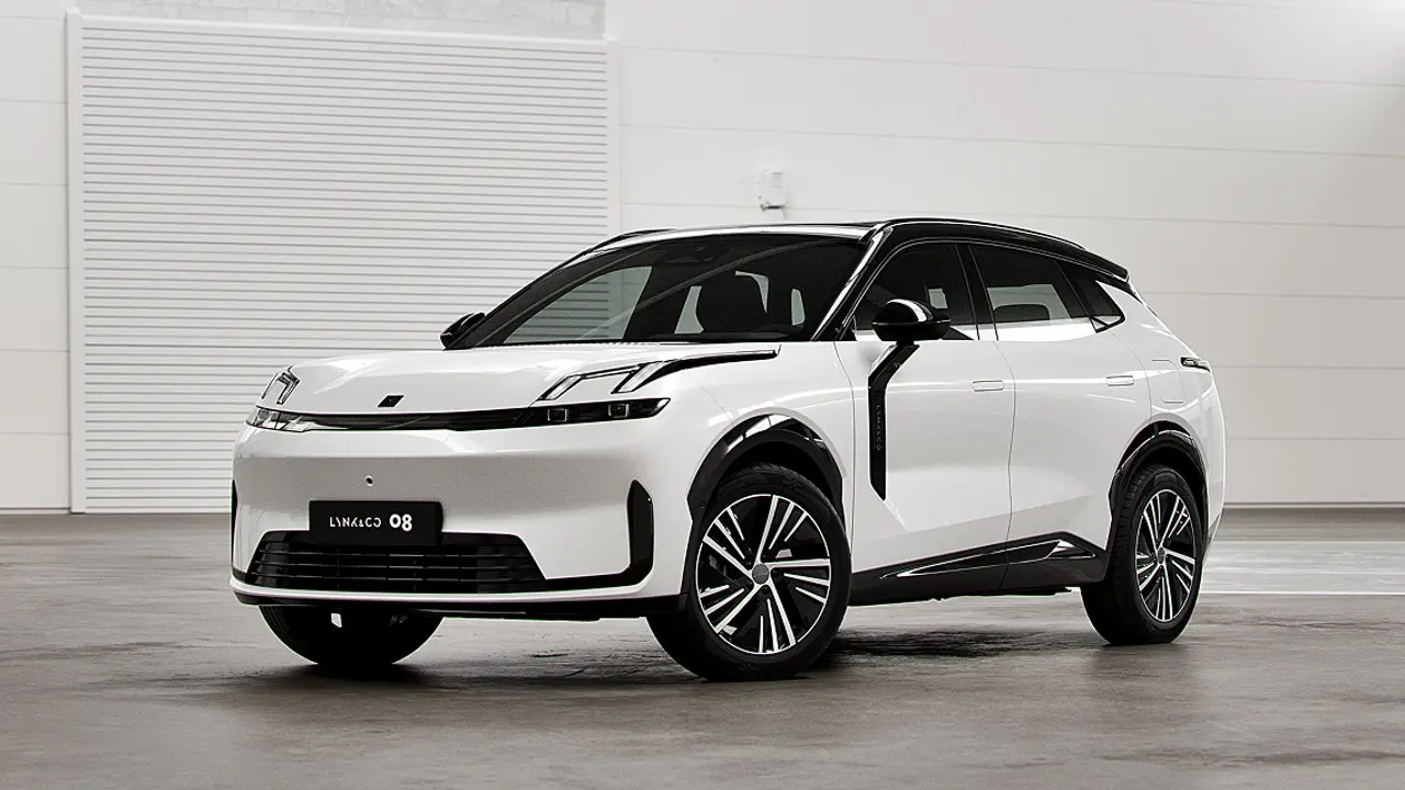 Lynk & Co 08 2025