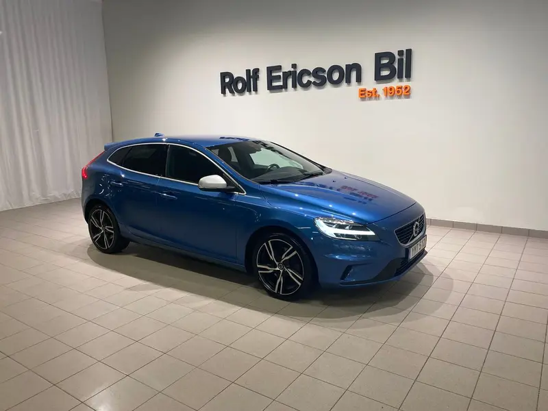 Volvo V40 2019