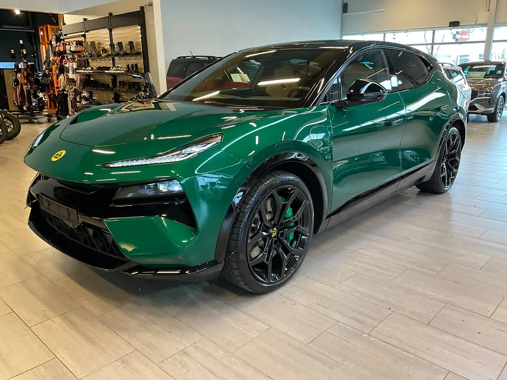 Lotus Eletre 2024
