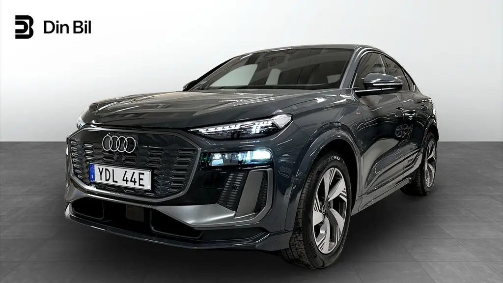 Audi Q6 e-tron 2025