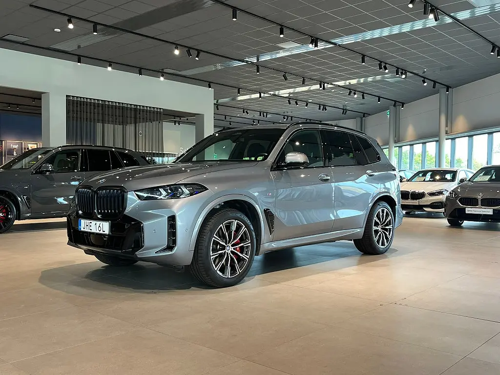 BMW X5 2025