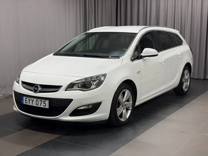 Opel Astra 2015