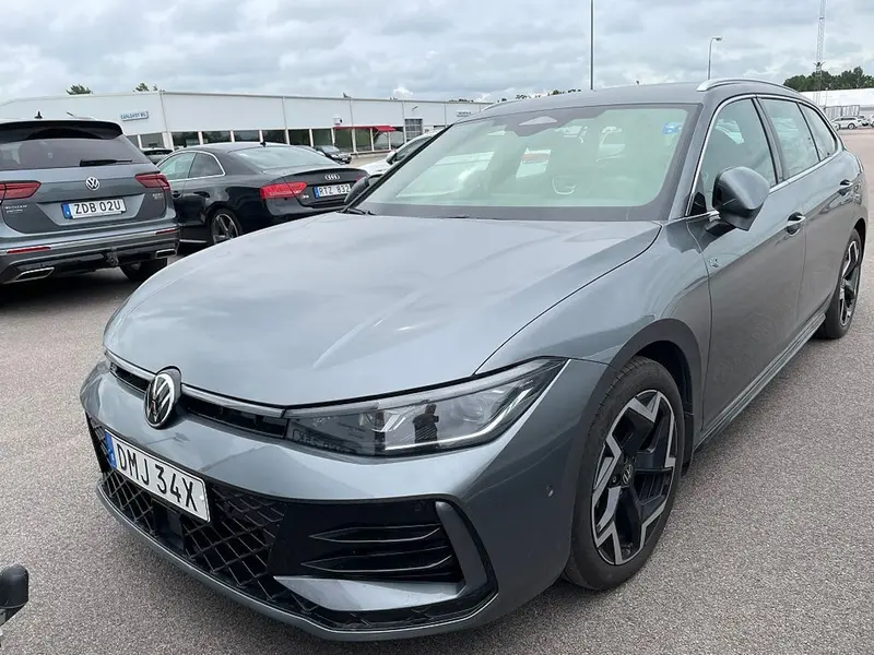 Volkswagen Passat 2025