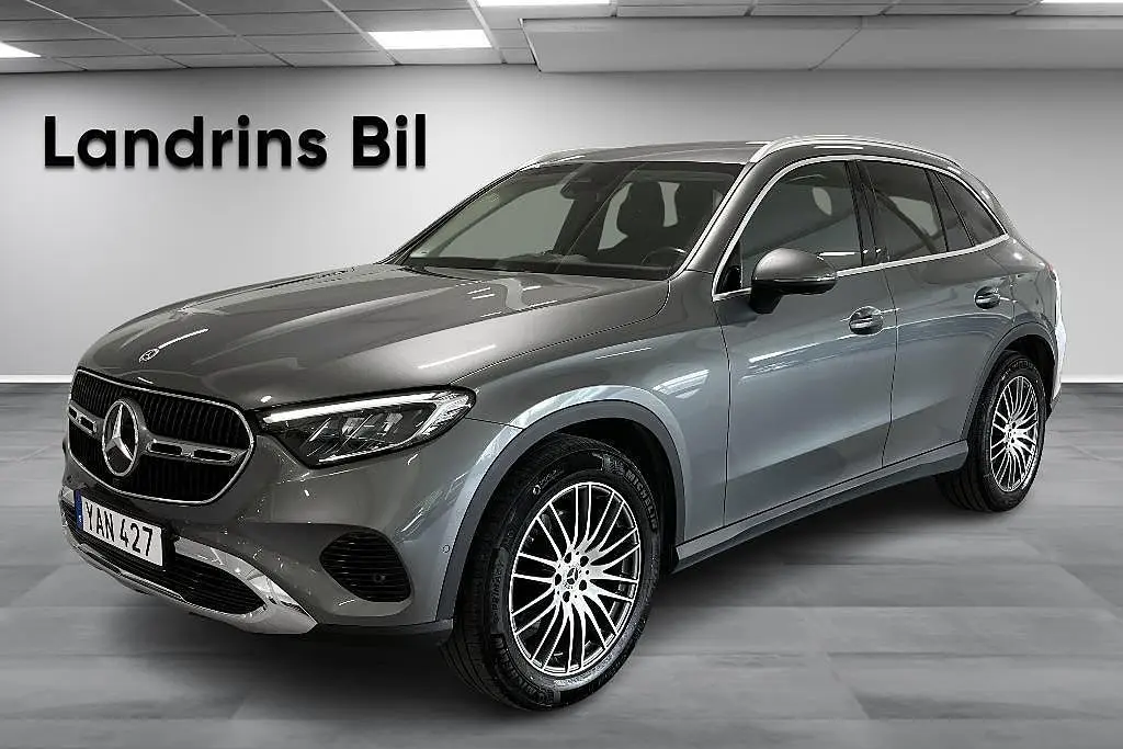 Mercedes-Benz GLC 2023