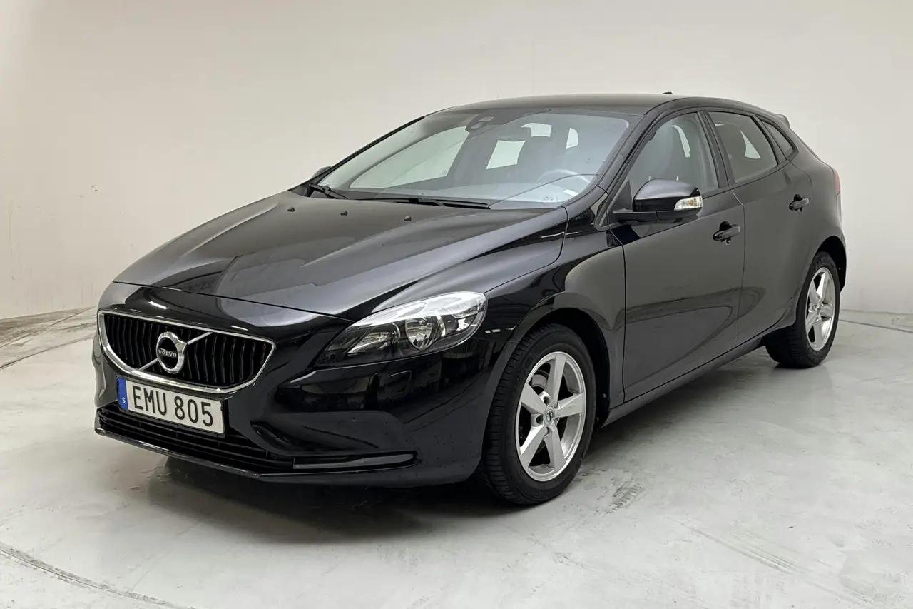 Volvo V40 2018