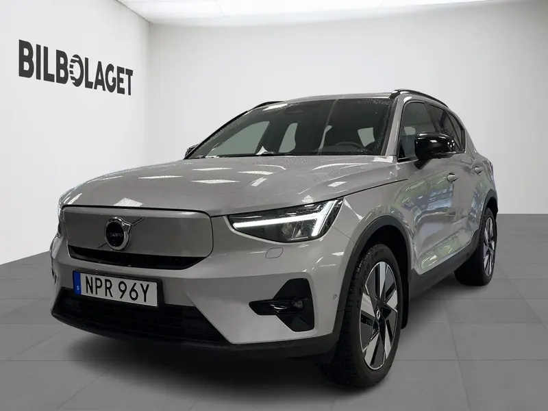 Volvo EX40 2025