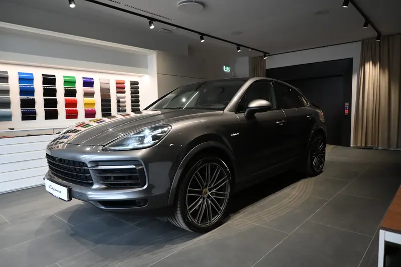 Porsche Cayenne 2020