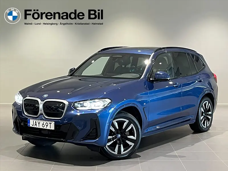 BMW iX3 2024