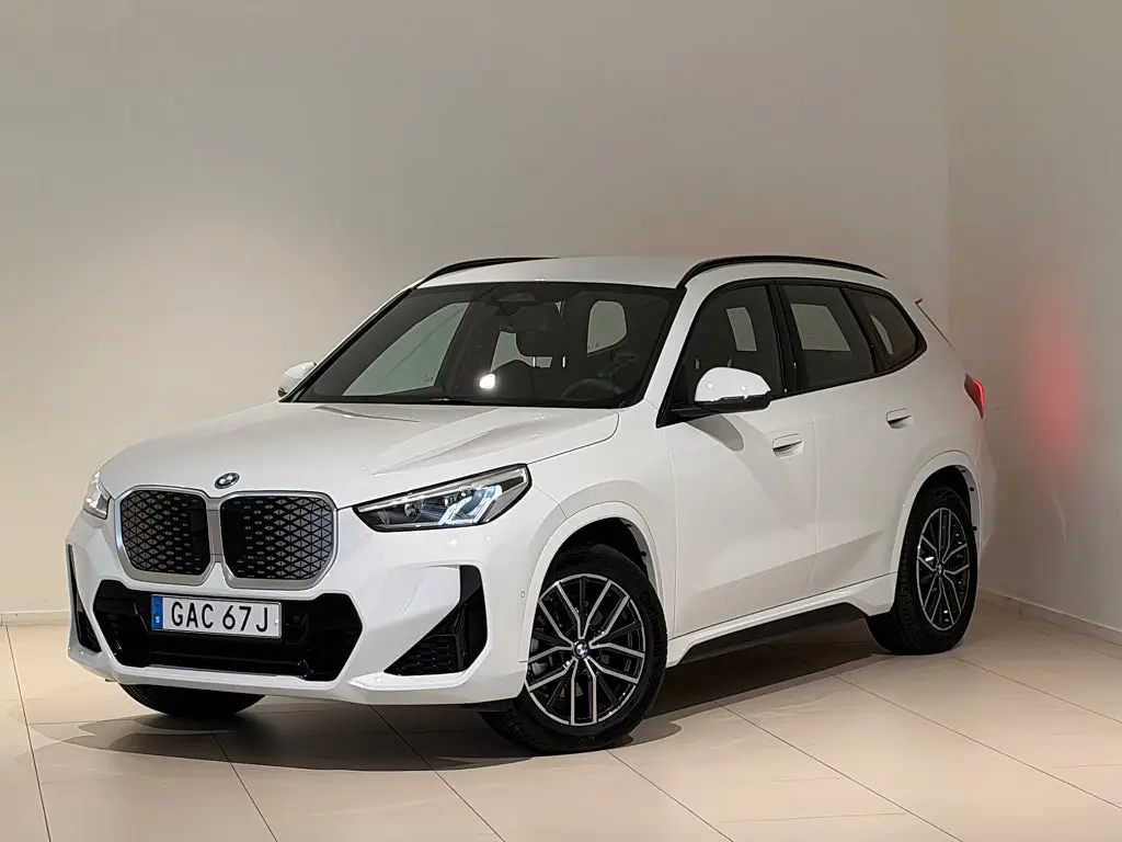 BMW iX1 2026