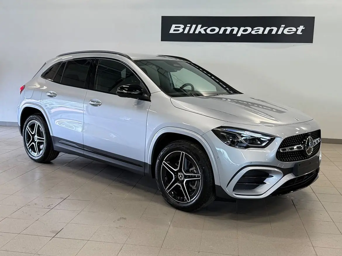 Mercedes-Benz GLA 2027