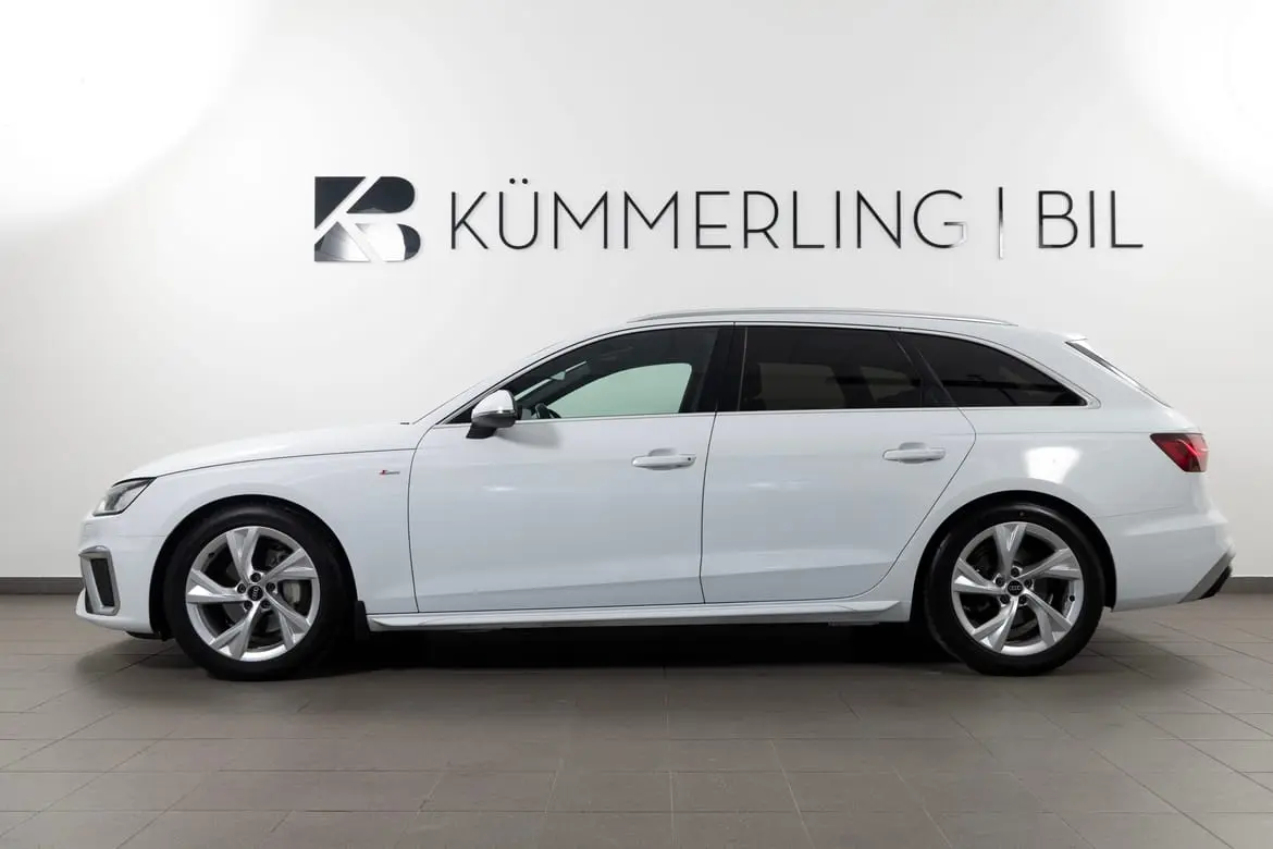Audi A4 2023