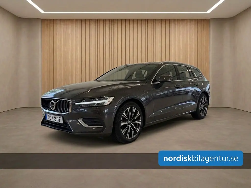 Volvo V60 2023