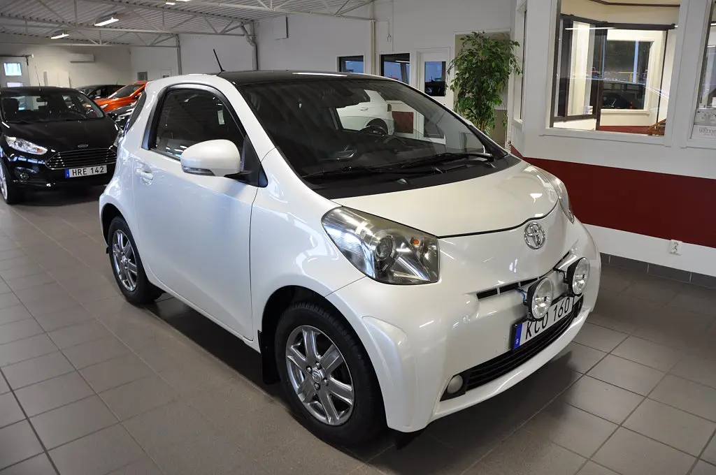 Toyota iQ 2009