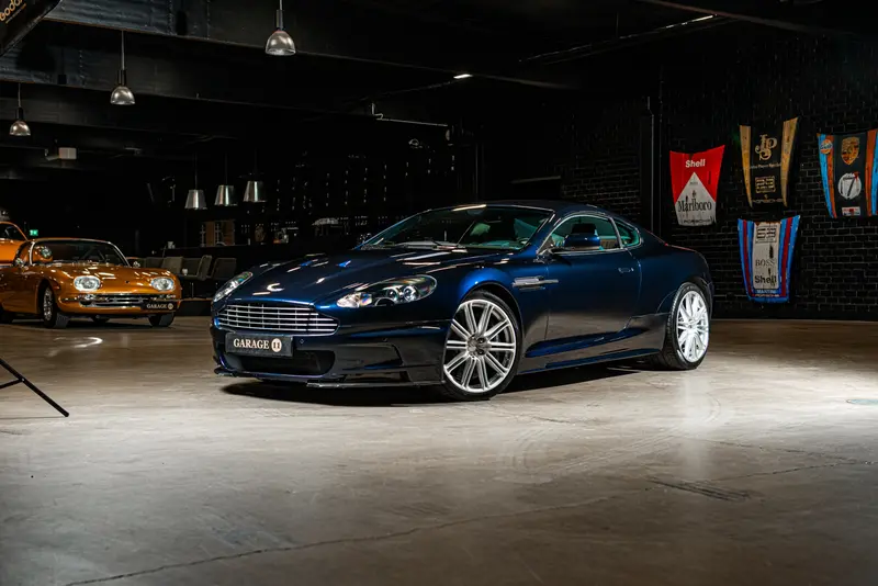 Aston Martin DBS 