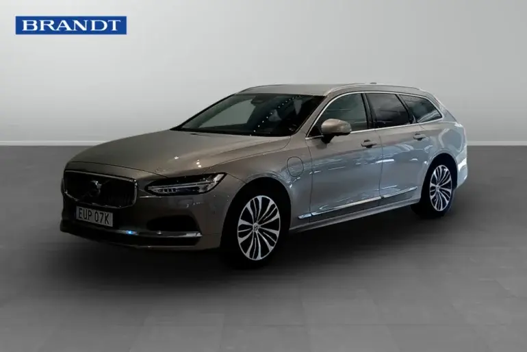Volvo V90 2023