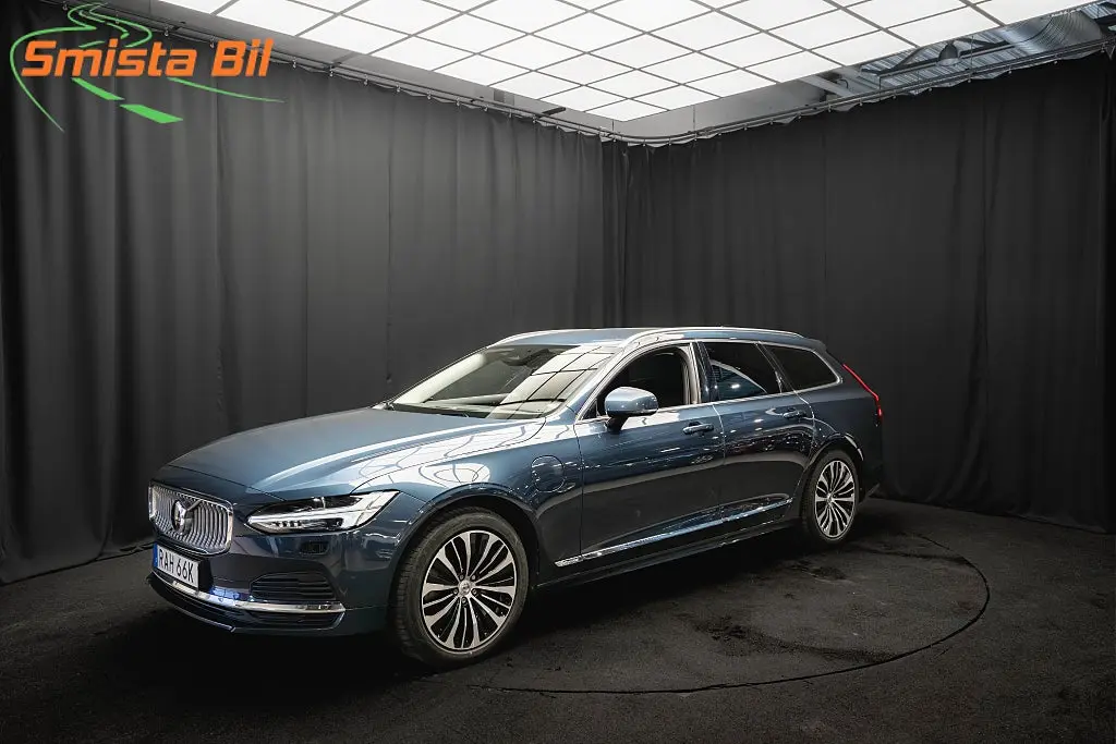 Volvo V90 2023