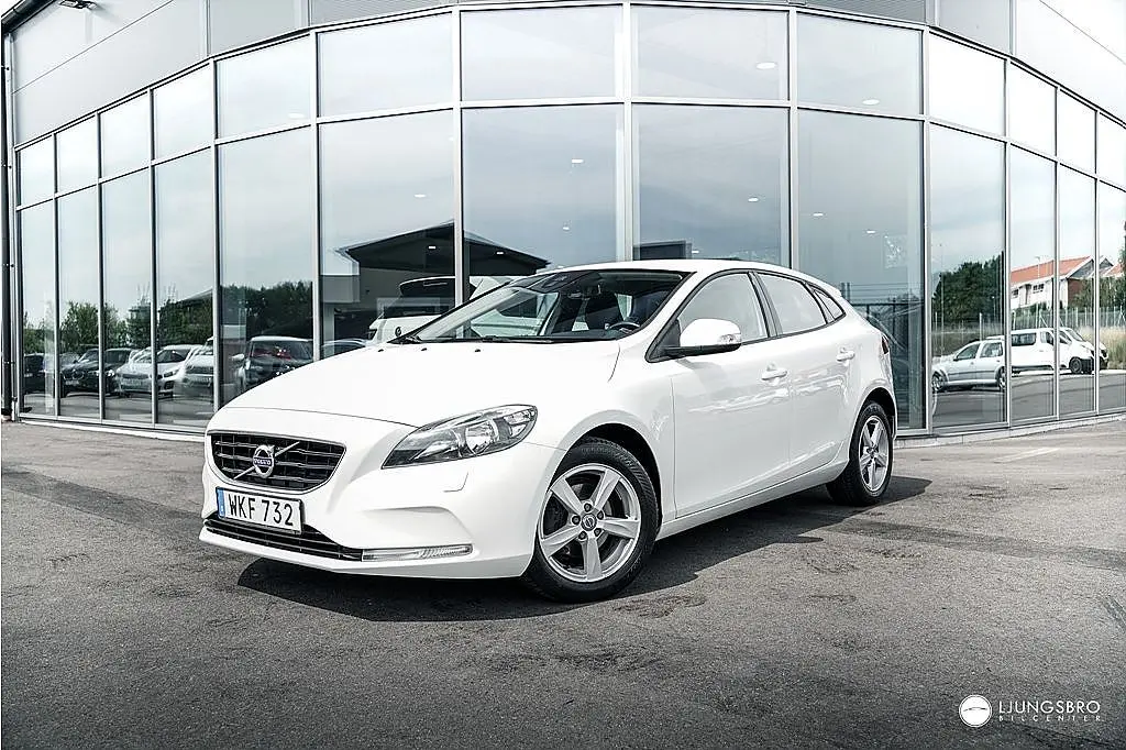 Volvo V40 2014