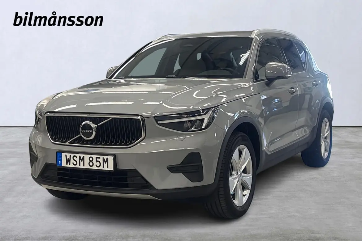 Volvo XC40 2025