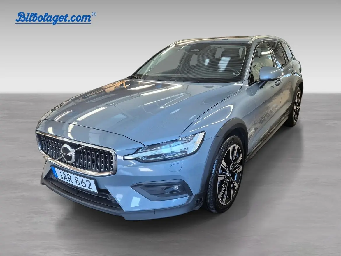 Volvo V60 2024
